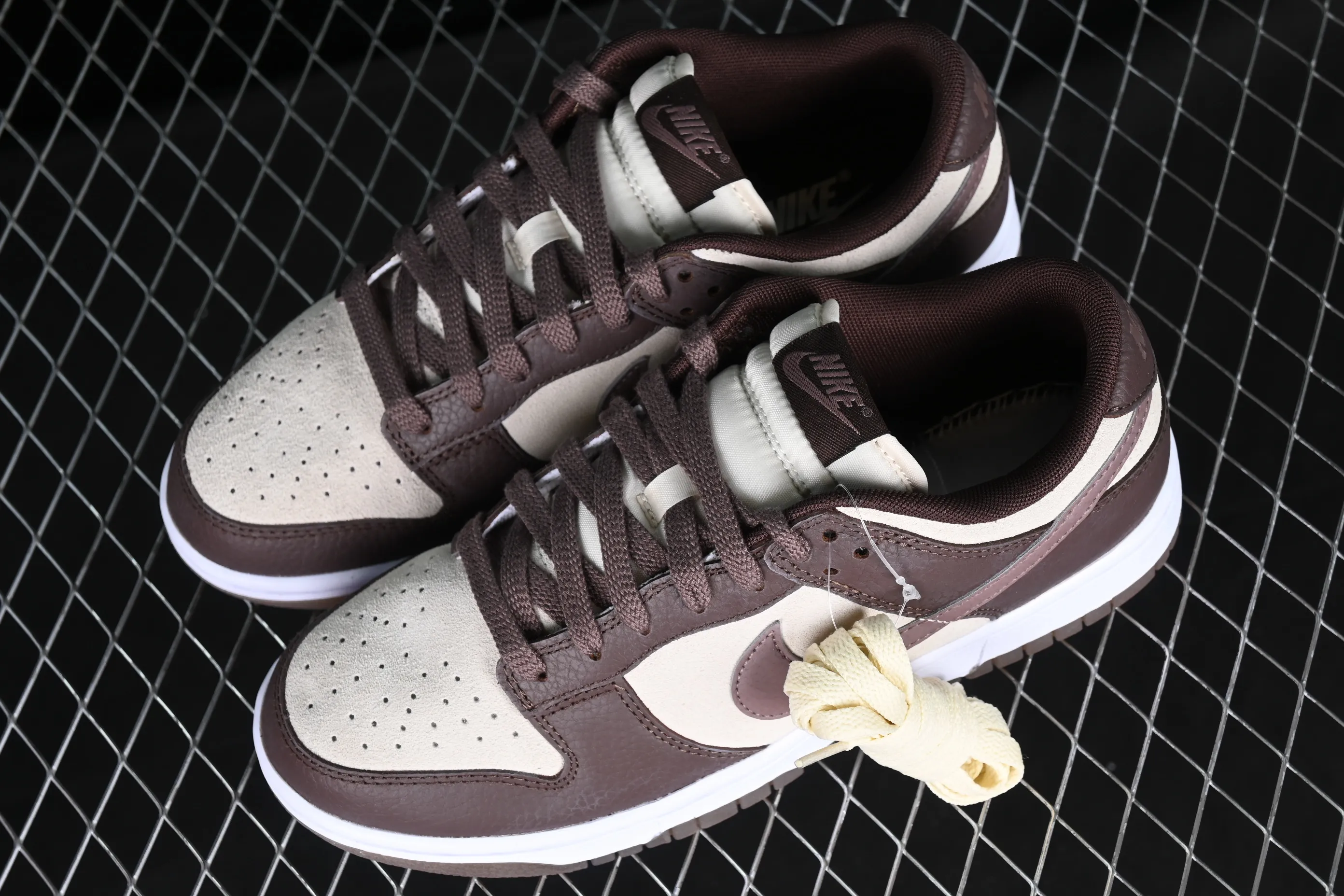 All categories Nk SB Dunk series Nk SB Dunk Low low-top sneakers Nk Dunk Low "Plum Eclipse" sand color SB low-top casual sneakers FJ4734-100
